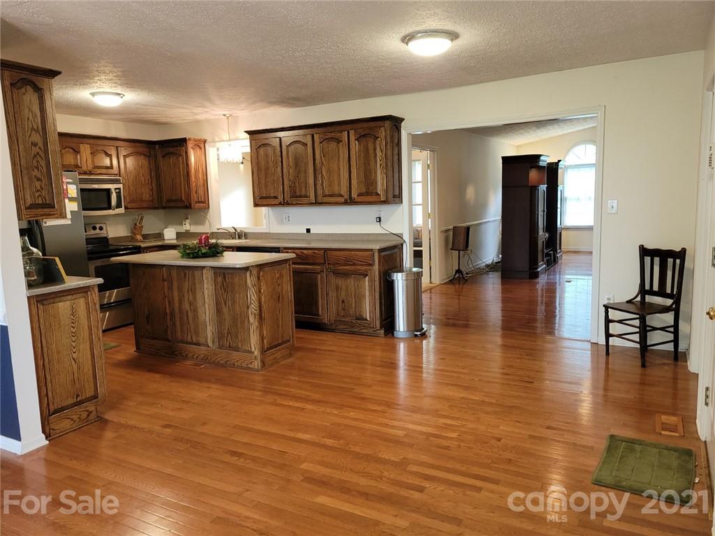 1639 Friendship Road Shelby, NC 28150 - Photo 9 of 42 Gallery Image 9