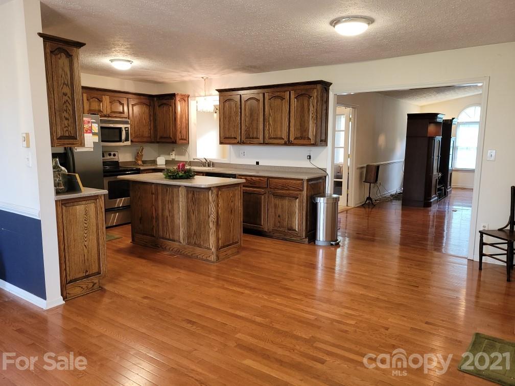 1639 Friendship Road Shelby, NC 28150 - Photo 10 of 42 Gallery Image 10
