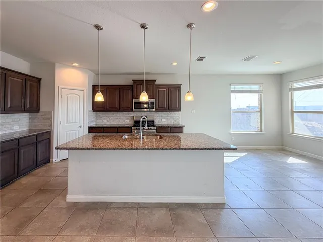 $2,300 | 9333 Belle River Trail, Fort Worth, TX 76177