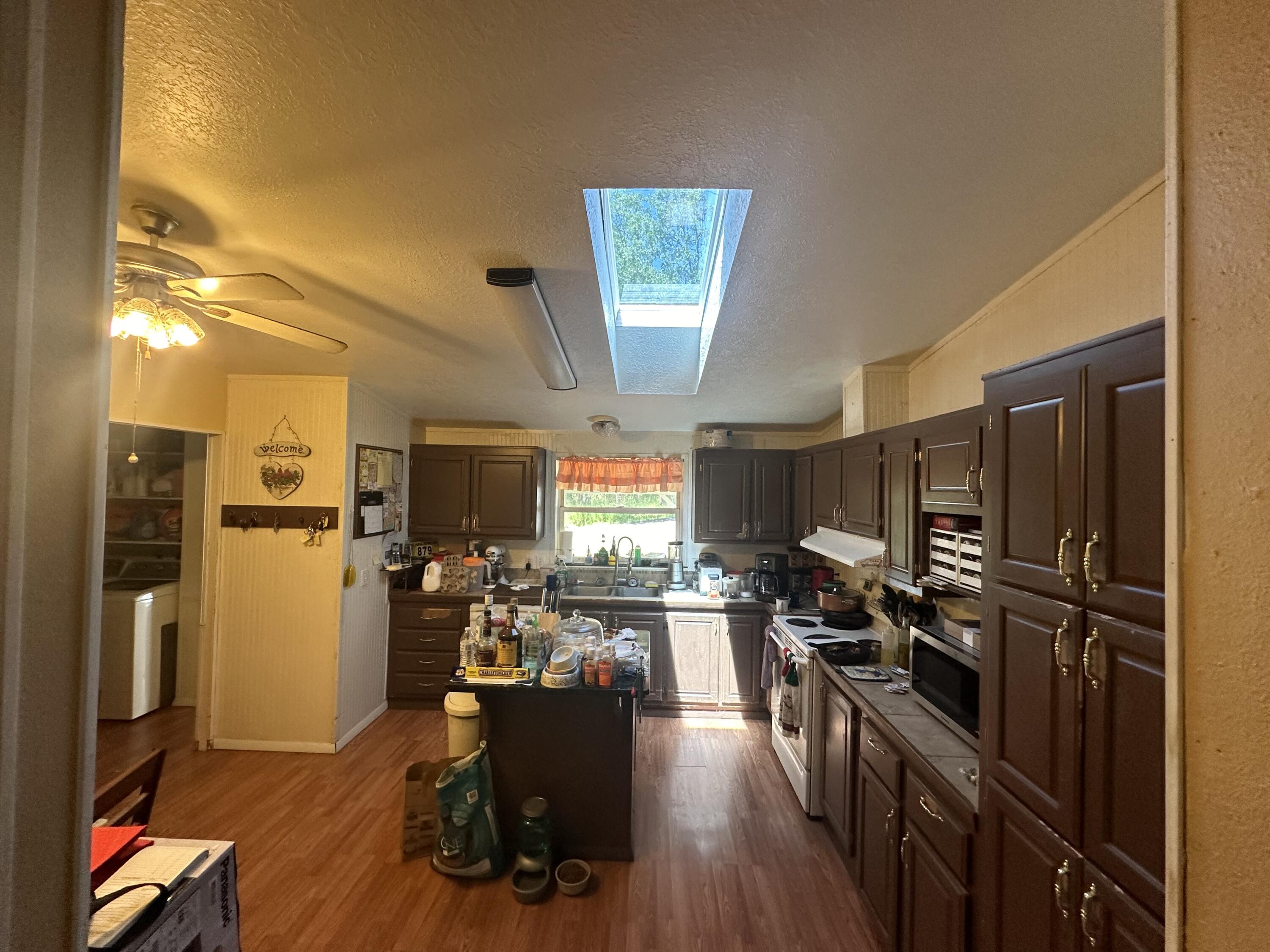 879 Three Pines Road Grants Pass, OR 97526 - Photo 4 of 15 4