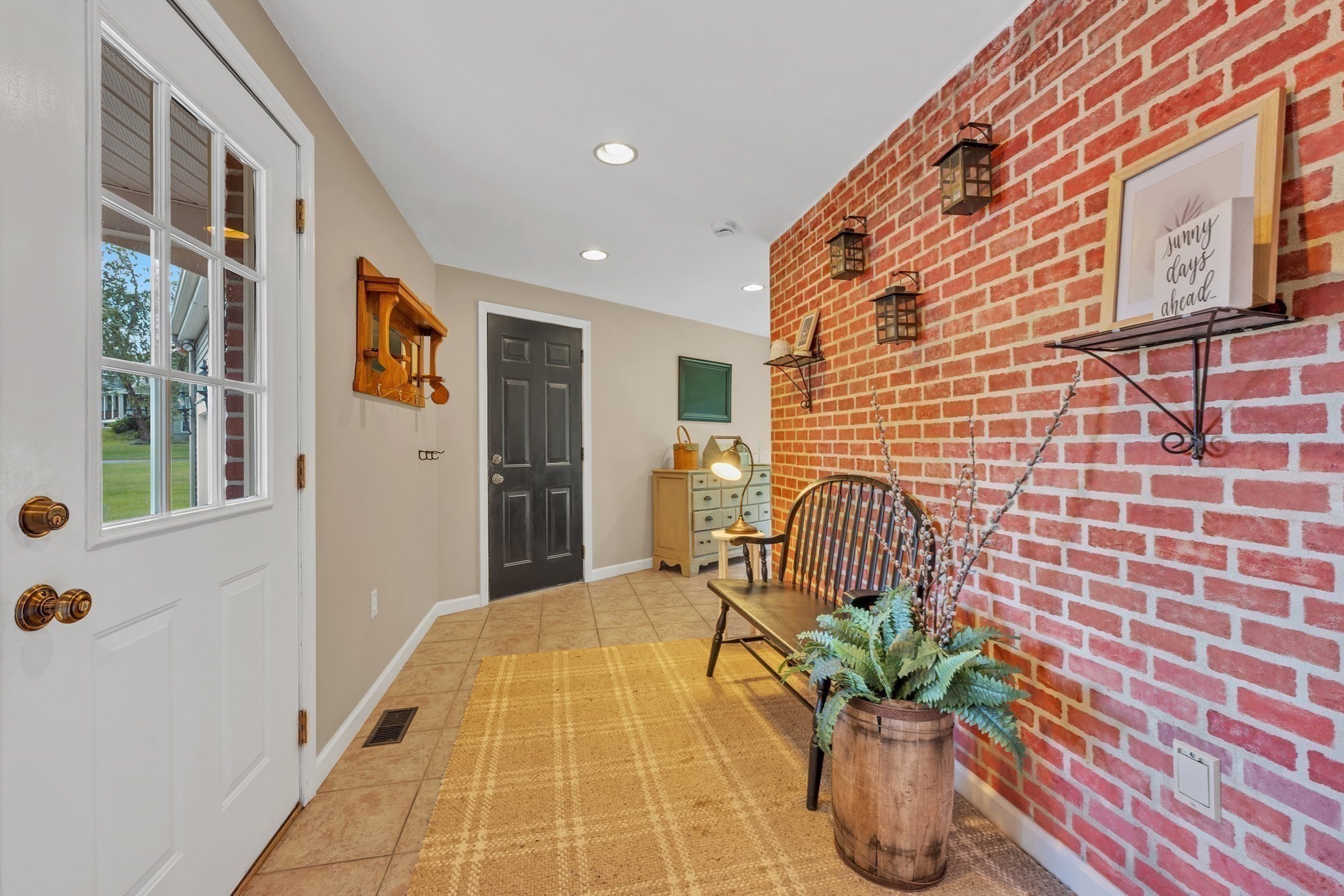 93 McClellan Road Sutton, MA 01590 - Photo 17 of 42 Gallery Image 17