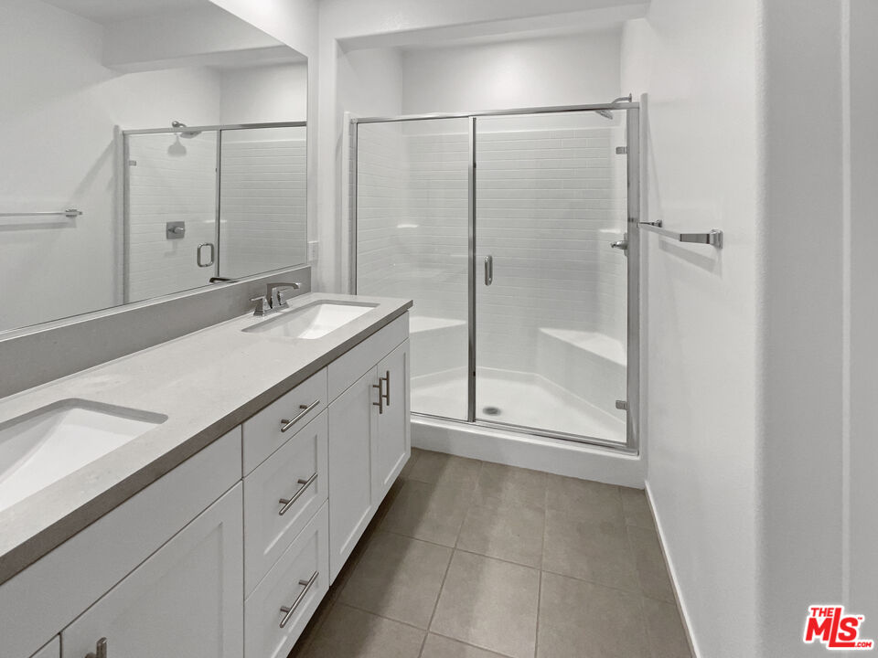 5988 Spring Street Buena Park, CA 90621 - Photo 6 of 16 Gallery Image 6