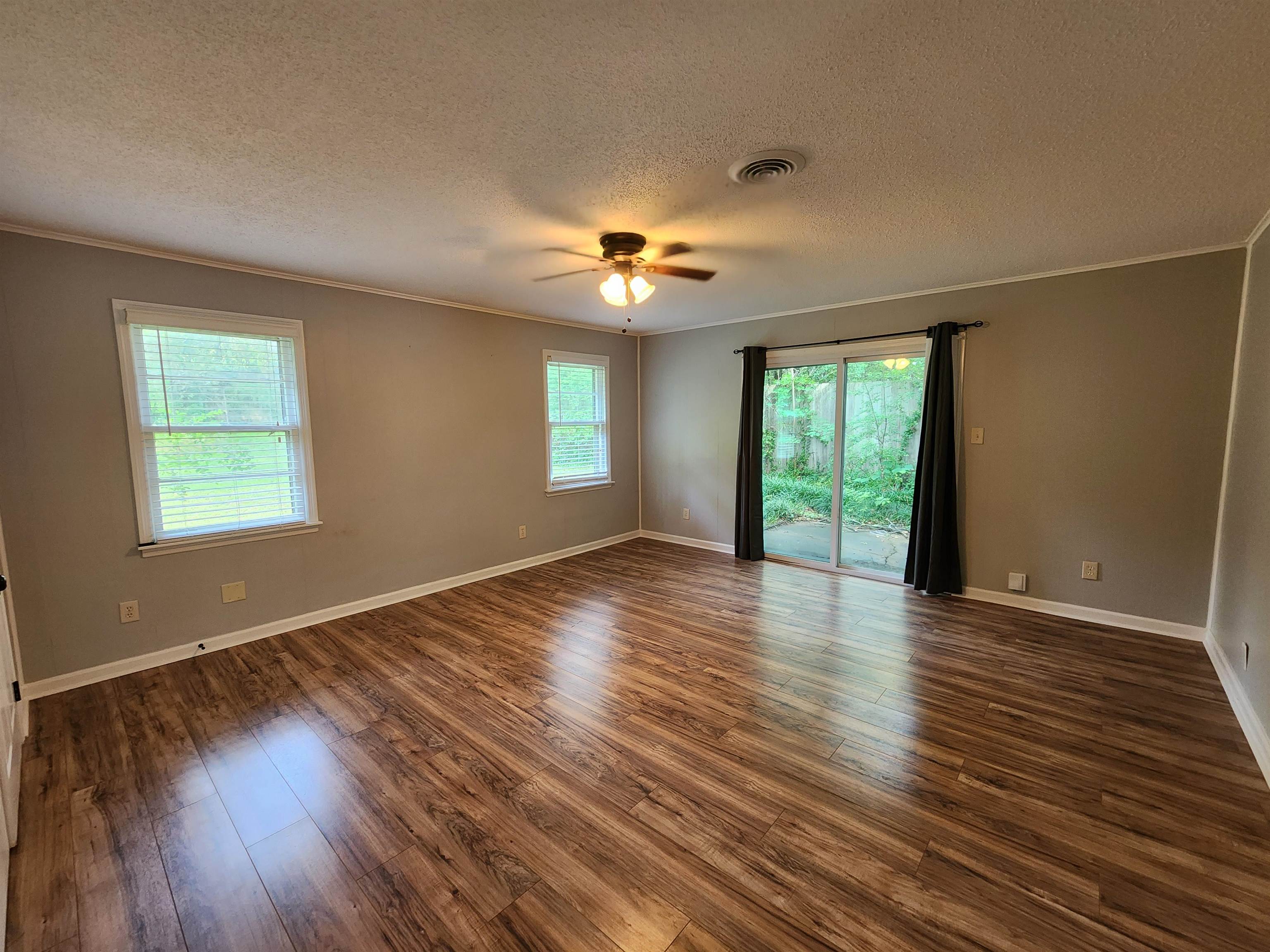 1315 South White Station Road Memphis, TN 38117 - Photo 11 of 13