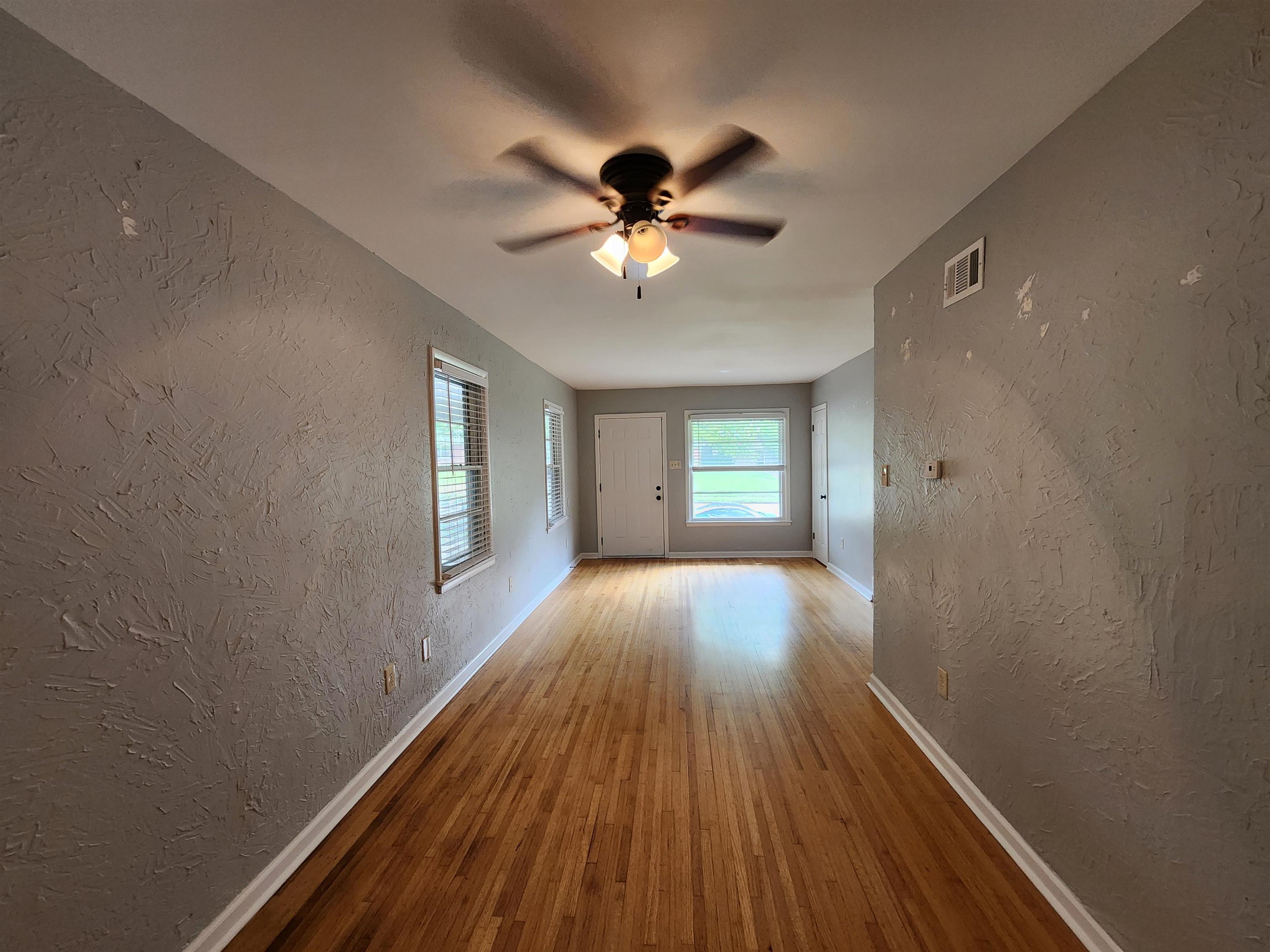 1315 South White Station Road Memphis, TN 38117 - Photo 5 of 13