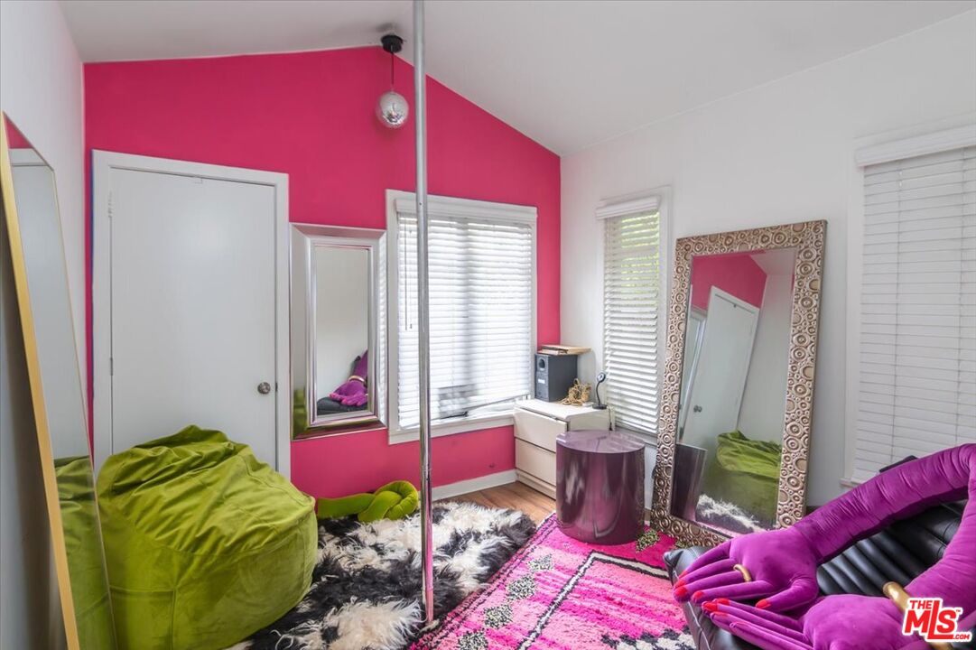 712 Sunset Avenue Venice, CA 90291 - Photo 15 of 38