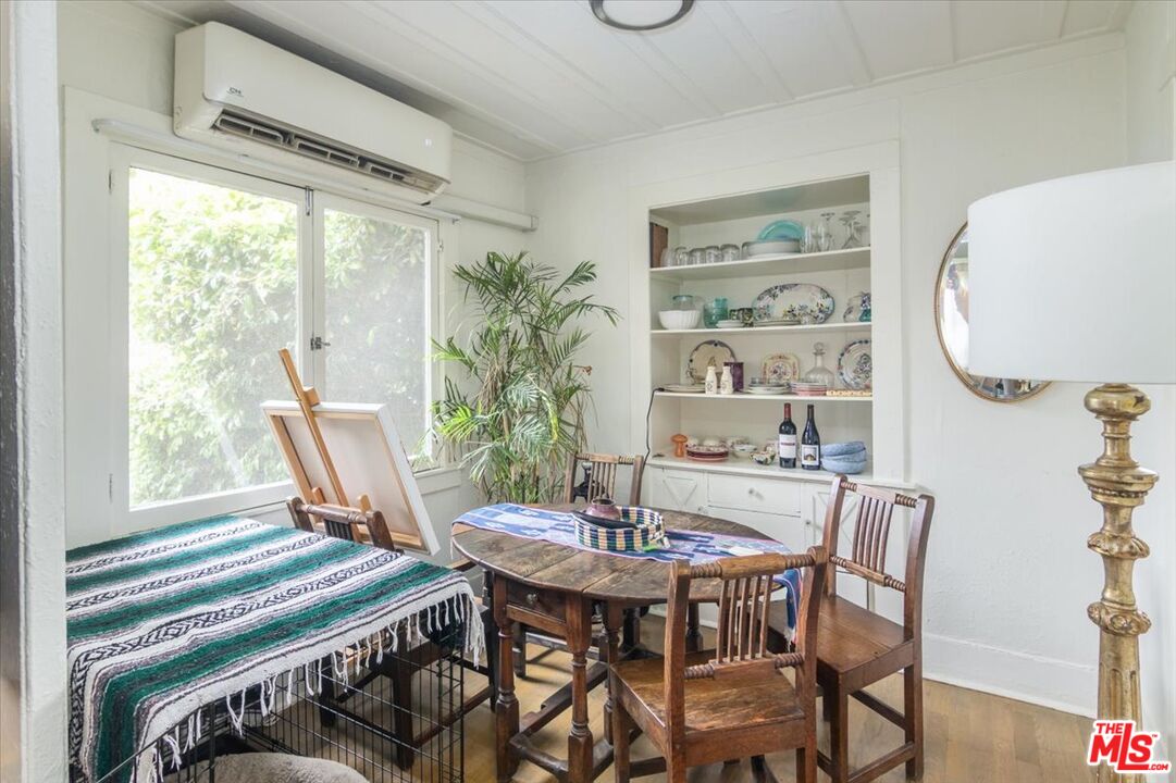 712 Sunset Avenue Venice, CA 90291 - Photo 20 of 38