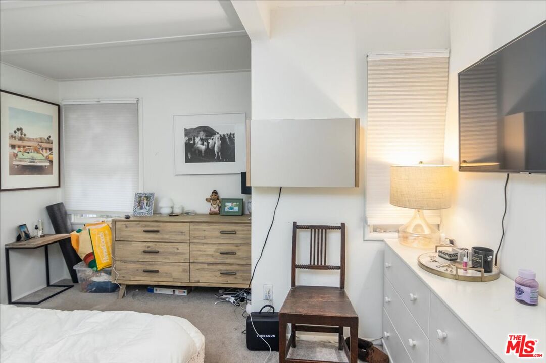 712 Sunset Avenue Venice, CA 90291 - Photo 24 of 38