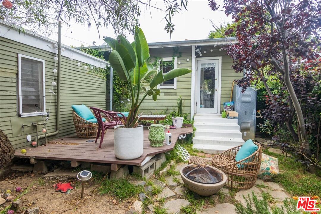 712 Sunset Avenue Venice, CA 90291 - Photo 5 of 38