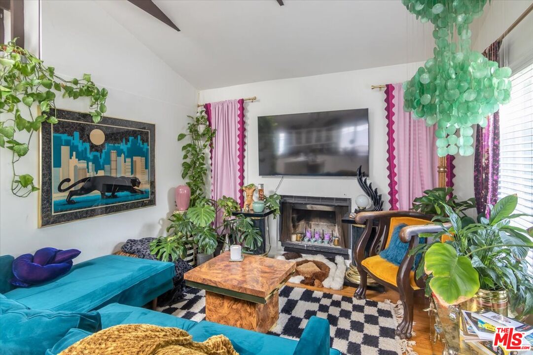 712 Sunset Avenue Venice, CA 90291 - Photo 6 of 38