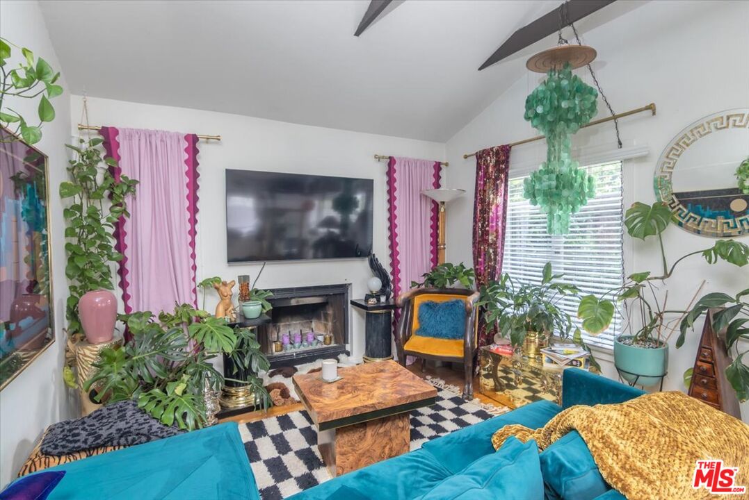 712 Sunset Avenue Venice, CA 90291 - Photo 7 of 38