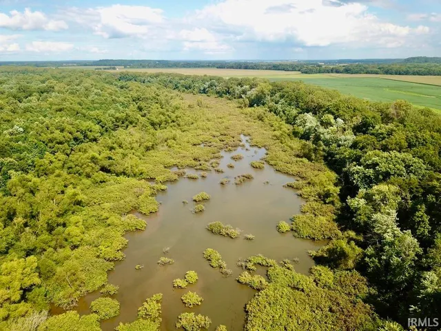 $300,000 | 1850 South W Road, Griffin, IN 47616