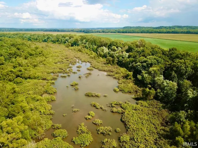 $300,000 | 1850 South W Road, Griffin, IN 47616