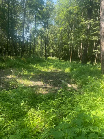 $300,000 | 1850 South W Road, Griffin, IN 47616