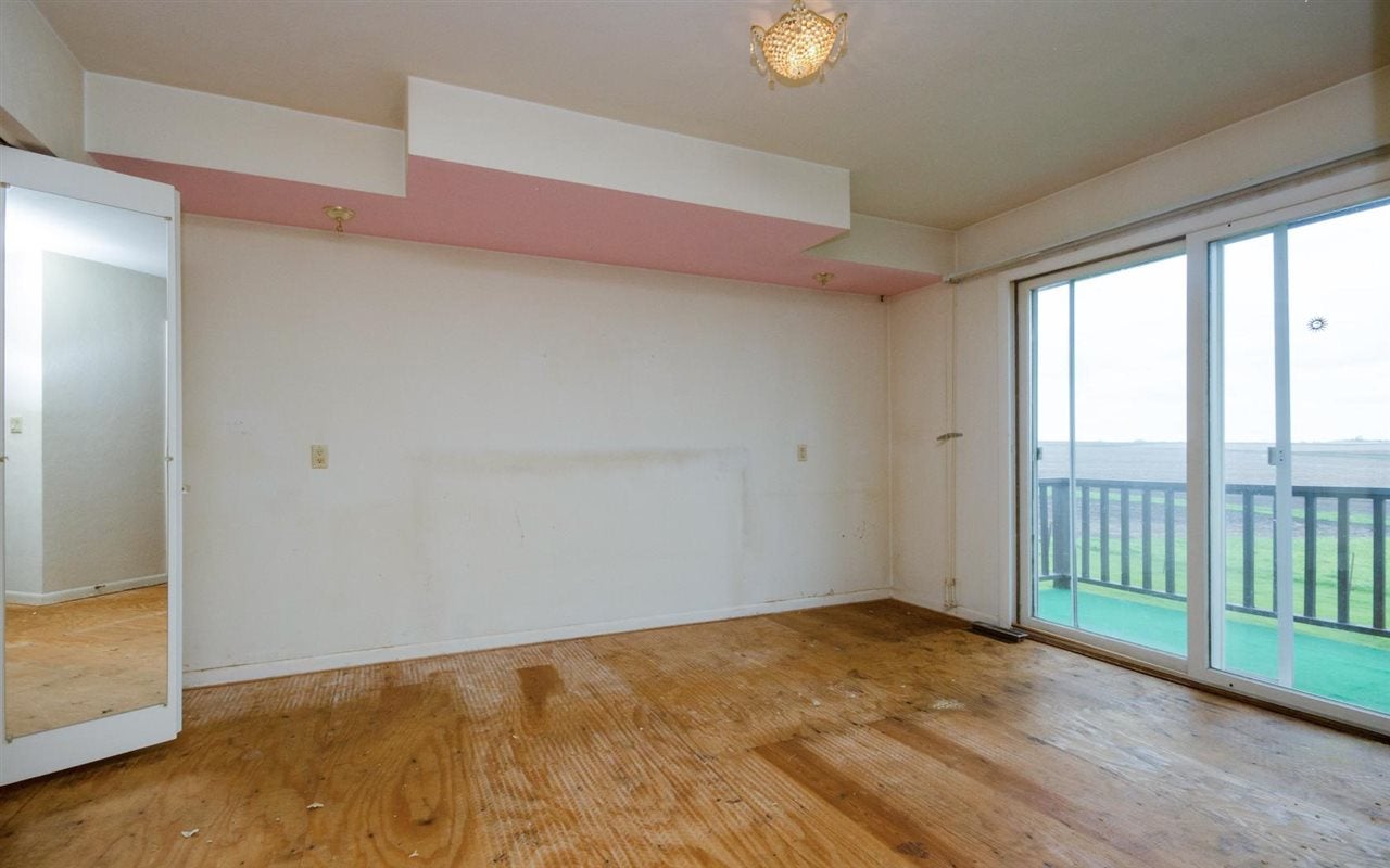 3232 Benton Iowa Road Norway, IA 52318 - Photo 5 of 10 Gallery Image 5