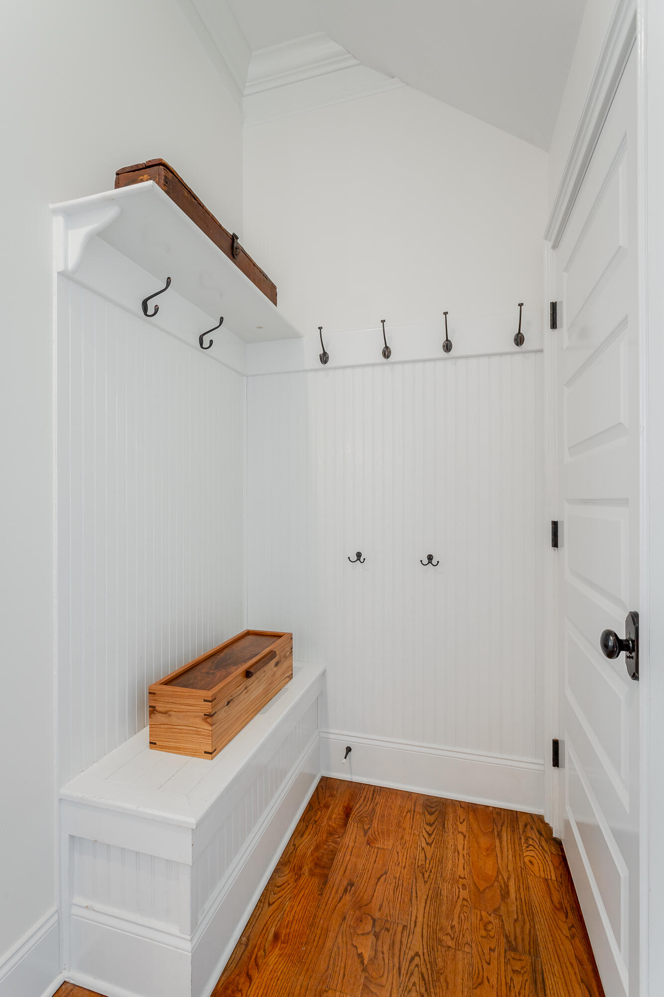 506 Barton Avenue Chattanooga, TN 37405 - Photo 31 of 59 Mud Room