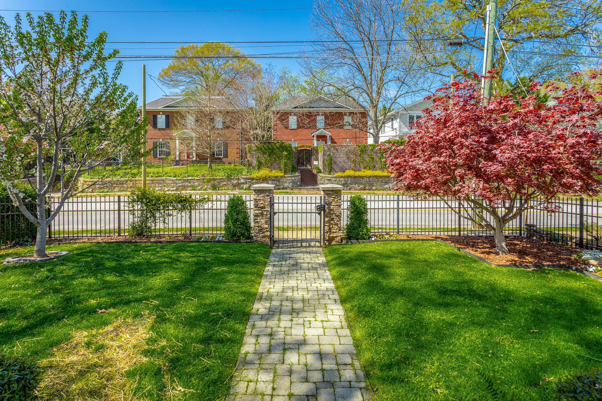 506 Barton Avenue Chattanooga, TN 37405 - Photo 4 of 59 506 Barton Avenue HD-120