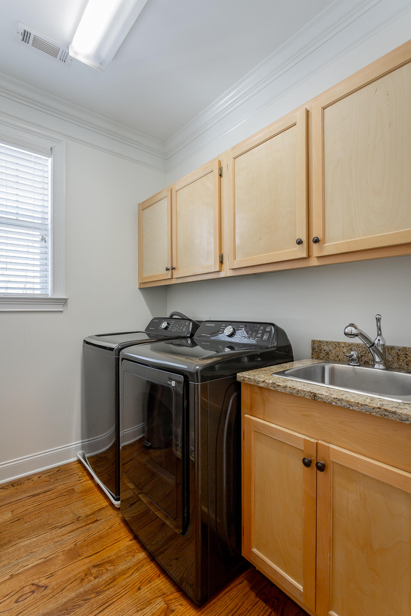 506 Barton Avenue Chattanooga, TN 37405 - Photo 45 of 59 Laundry Room