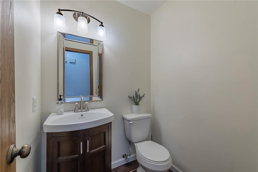 433 Shady Ridge Drive Monroeville, PA 15146 - Photo 8 of 25 Gallery Image 8