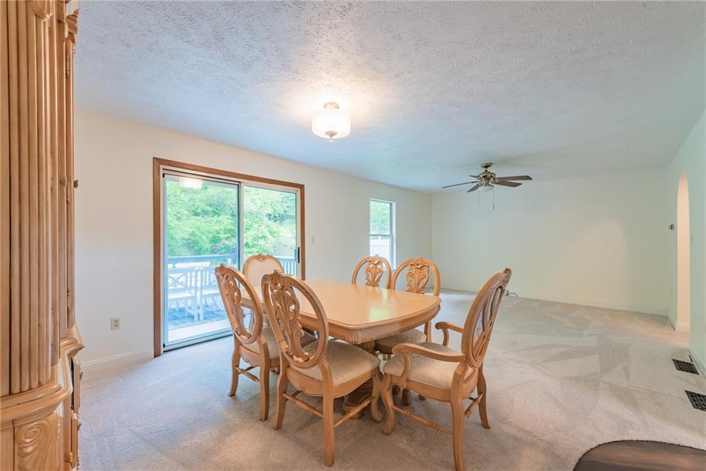 433 Shady Ridge Drive Monroeville, PA 15146 - Photo 9 of 25 Gallery Image 9