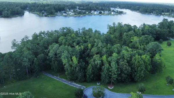 $300,000 | 162 Sunshine Drive, Arapahoe, NC 28510