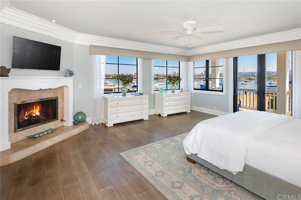 121 Edgewater Place Newport Beach, CA 92661 - Photo 15 of 75