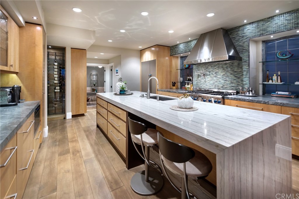 121 Edgewater Place Newport Beach, CA 92661 - Photo 27 of 75