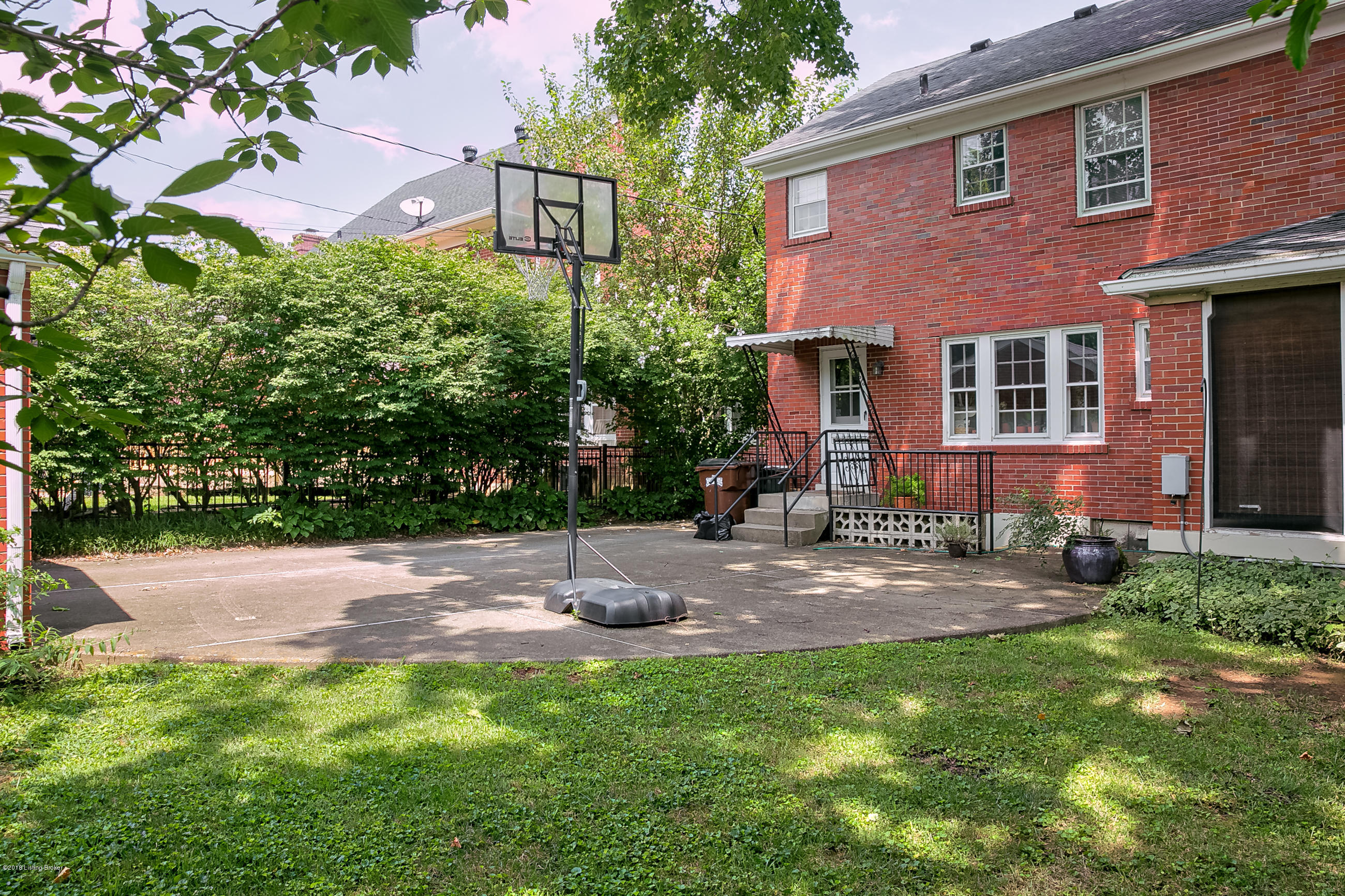 2616 Meadow Road Louisville, KY 40205 - Photo 23 of 25 TF LO - Meadow (9 of 26)