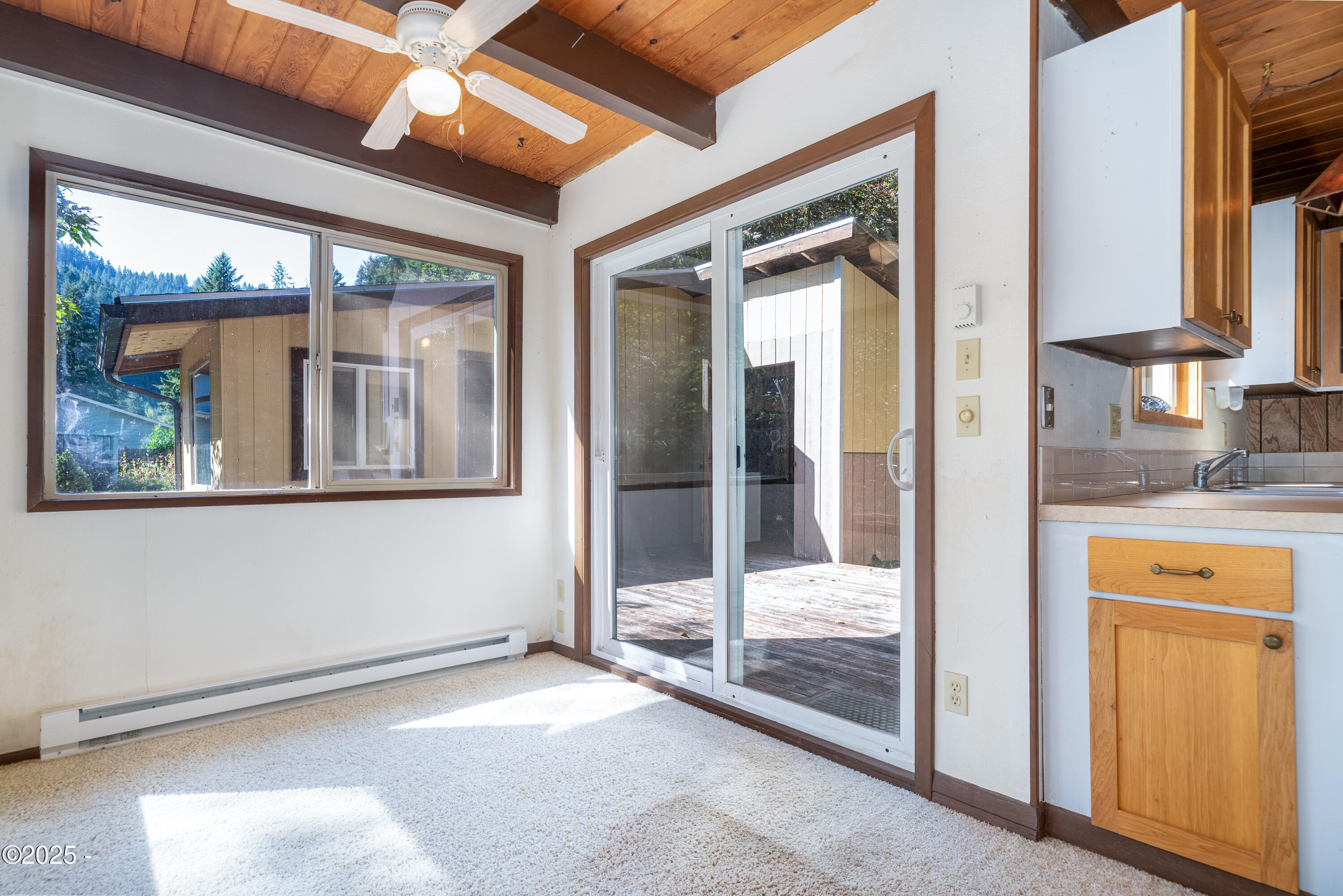 1836 Little Switzerland Road Tidewater, OR 97390 - Photo 13 of 34 Dining and side deck