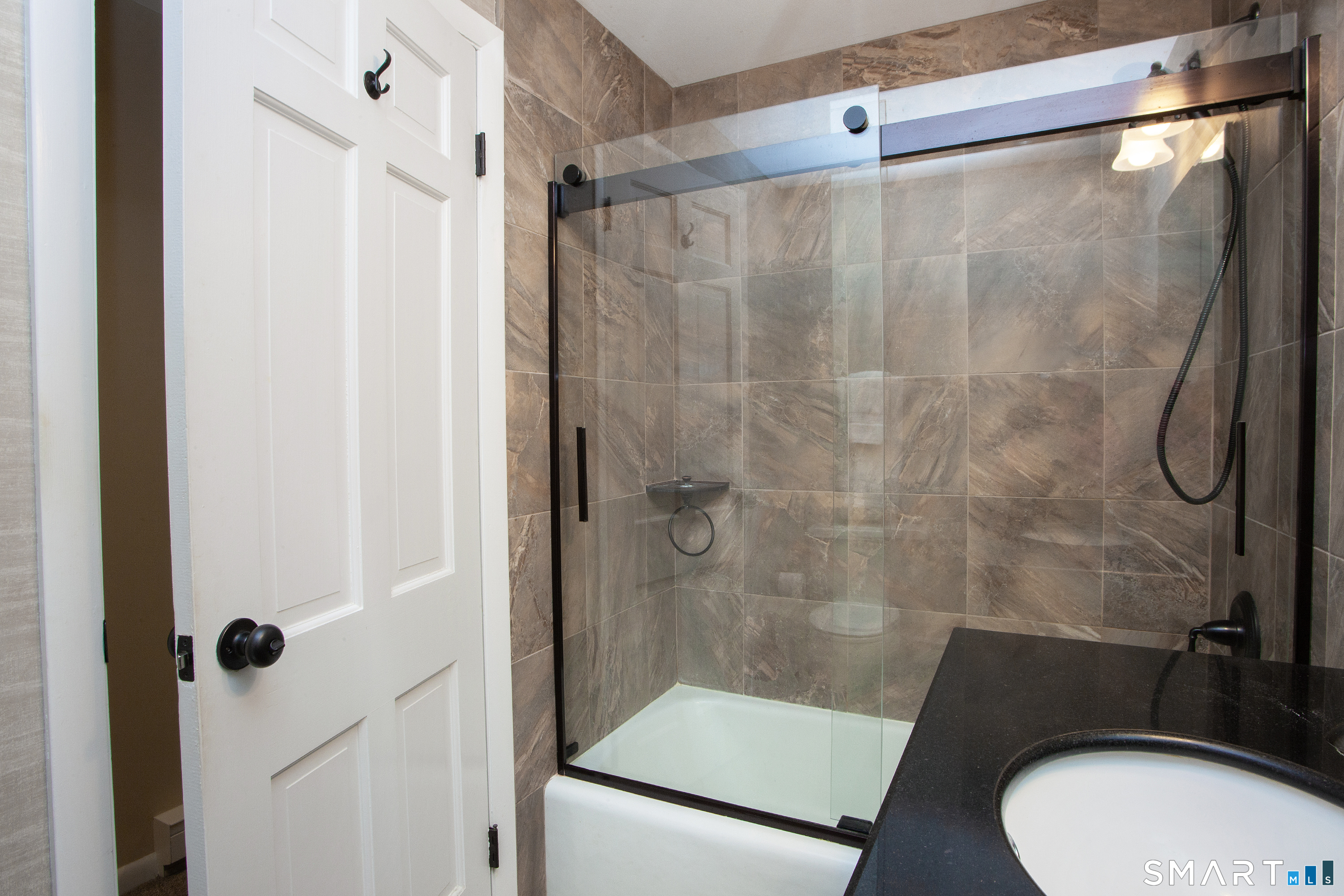 10 Massaco Street, Unit G Simsbury, CT 06070 - Photo 15 of 23