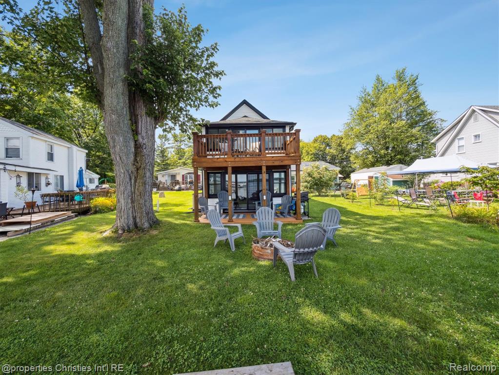 8980 Dexter-Pinckney Road Pinckney, MI 48169 - Photo 33 of 48