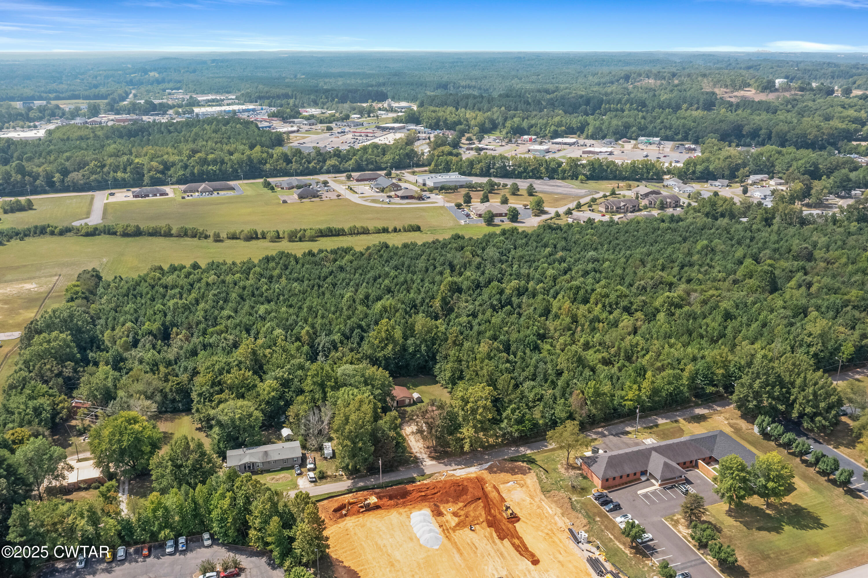 1045 Manley Street Paris, TN 38242 - Photo 12 of 14 a view of a city with an ocean view