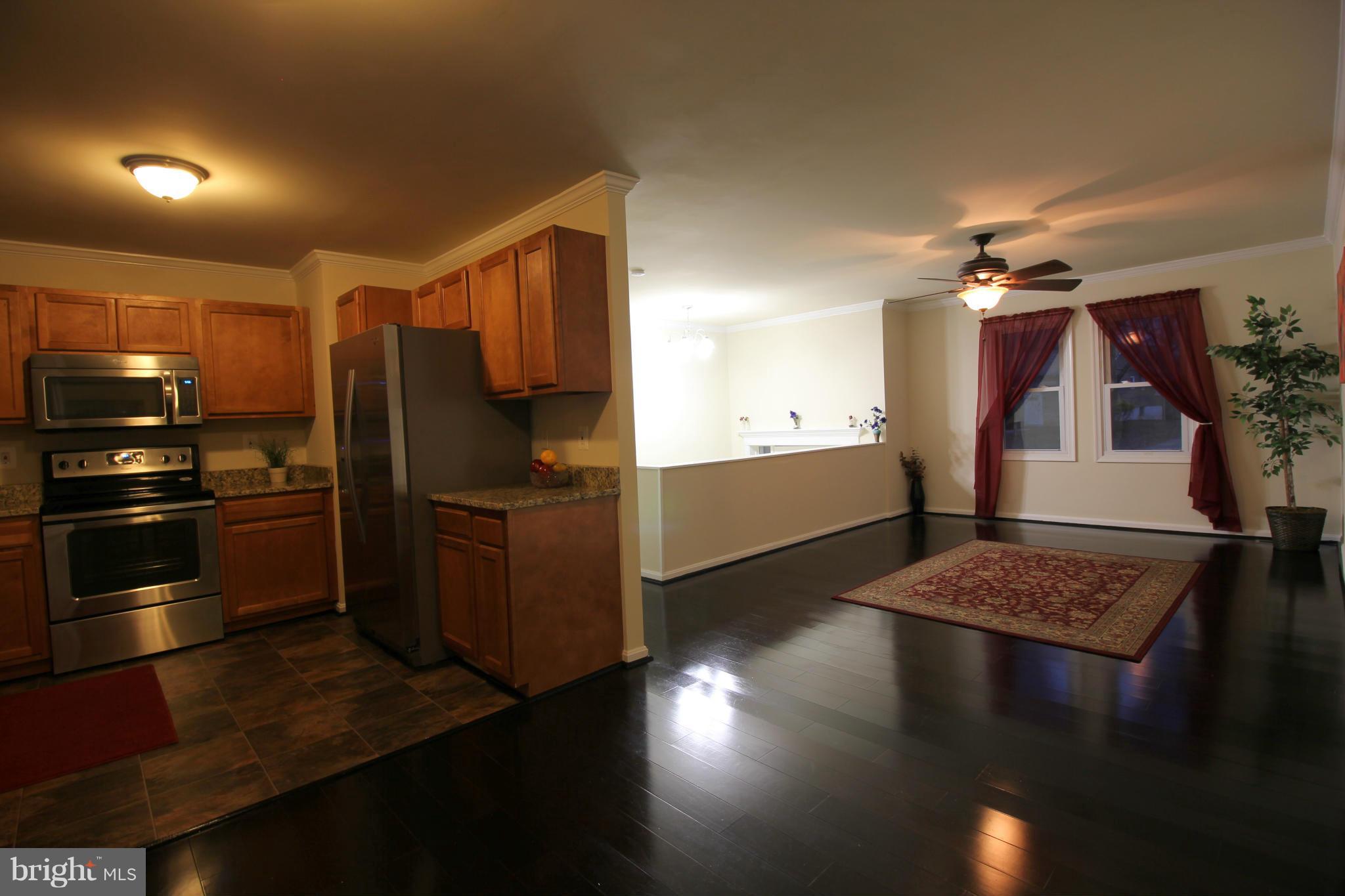 106 Green Valley Road Arnold, MD 21012 - Photo 8 of 27 Interior (General)