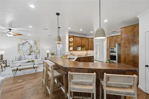 $1,375,000 | 224 Colonial Drive, Mabank, TX 75156