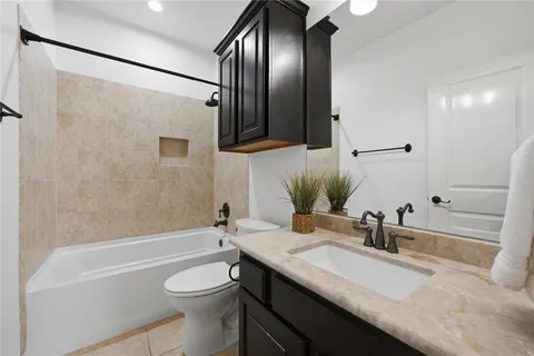 $1,375,000 | 224 Colonial Drive, Mabank, TX 75156