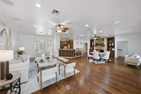 $1,375,000 | 224 Colonial Drive, Mabank, TX 75156