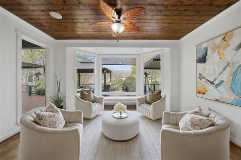 $1,375,000 | 224 Colonial Drive, Mabank, TX 75156