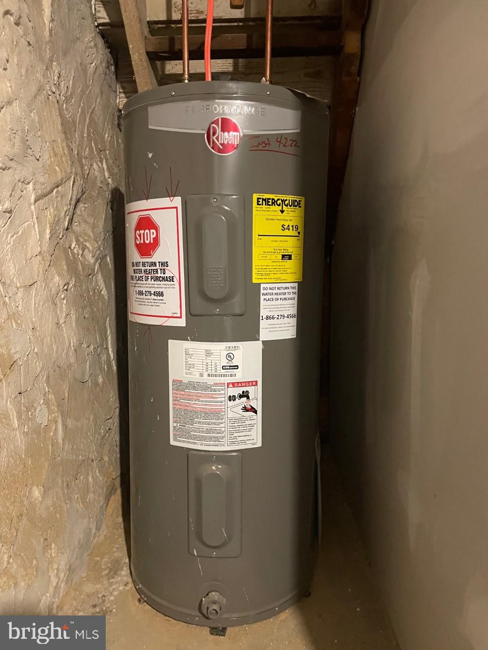 1654 East Lycoming Street Philadelphia, PA 19124 - Photo 27 of 32 New Elect Water Heater