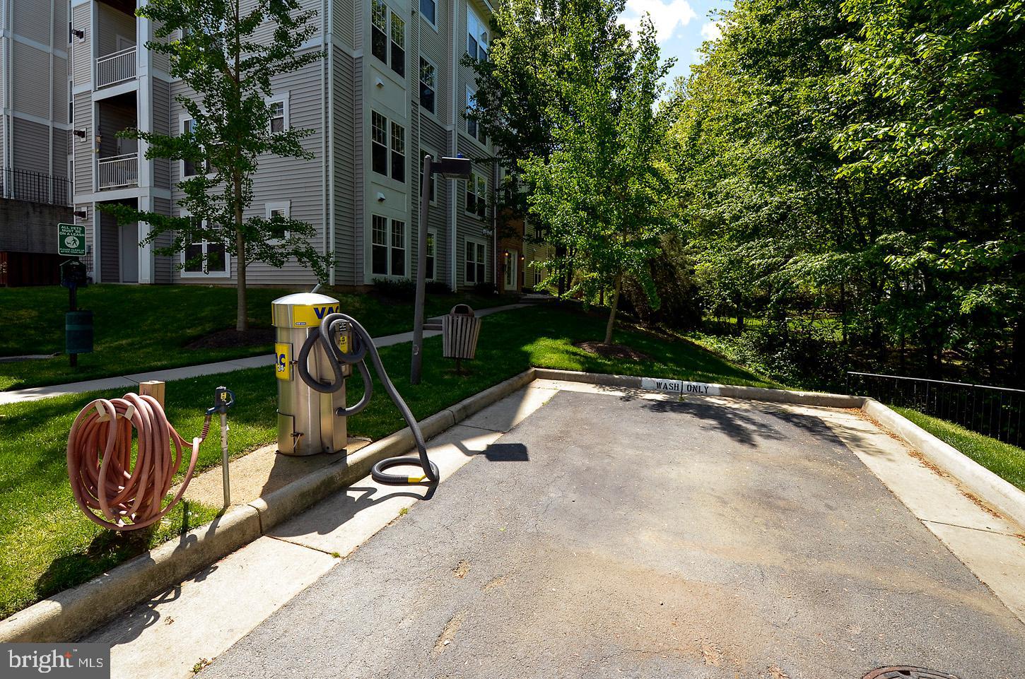 1516 North Point Drive, Unit 103 Reston, VA 20194 - Photo 42 of 44 Gallery Image 42