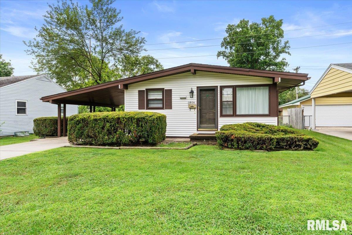 1816 Grant Street Springfield, IL 62703 - Photo 27 of 33 Gallery Image 27