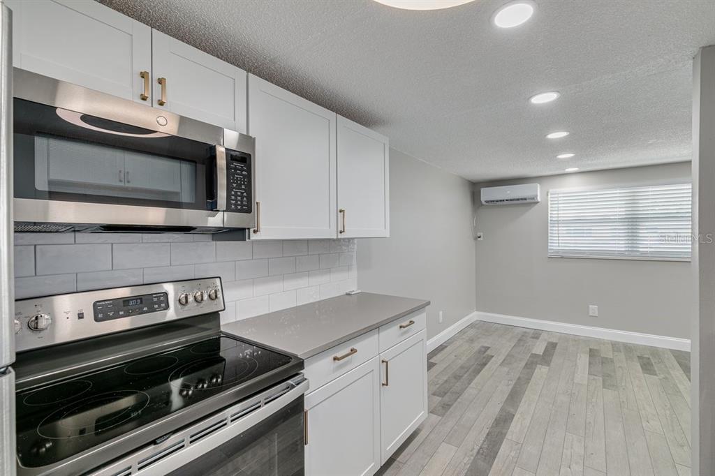 13496 West Rena Drive Largo, FL 33771 - Photo 17 of 40