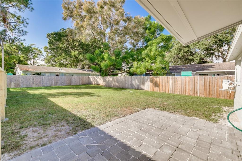 13496 West Rena Drive Largo, FL 33771 - Photo 8 of 40