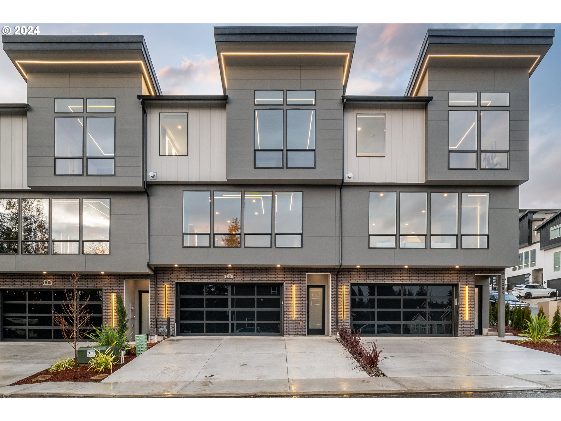 2295 North R Street Washougal, WA 98671 - Photo 1 of 30 Gallery Image 1