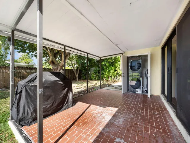 $564,000 | 1562 Northwest 8th Avenue, Homestead, FL 33030