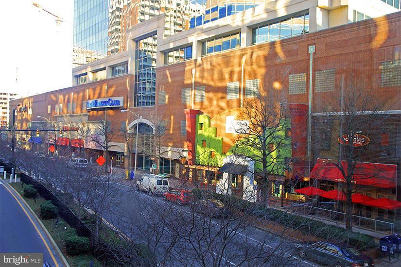 2112 Military Road Arlington, VA 22207 - Photo 27 of 30 Community - Ballston Commons Mall