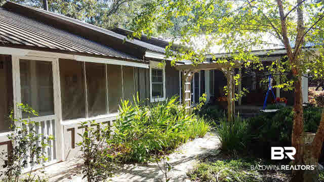 511 Liberty Street Fairhope, AL 36532 - Photo 3 of 16