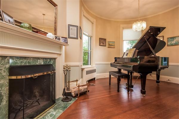 126 Windsor Road Newton, MA 02468 - Photo 8 of 29 Gallery Image 8