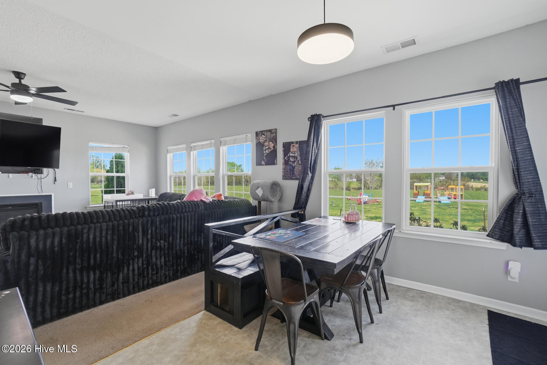 137 Eagleton Circle Moyock, NC 27958 - Photo 10 of 45 10