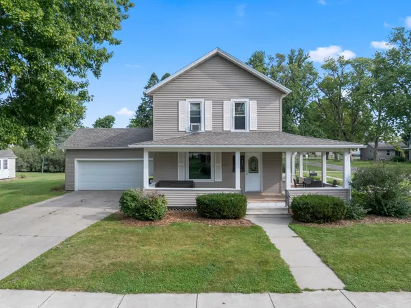 $249,900 | 105 Pearl Street North, Dover, MN 55929