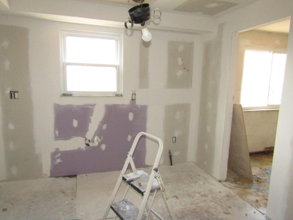 1209 Roy Street Braddock, PA 15104 - Photo 15 of 33