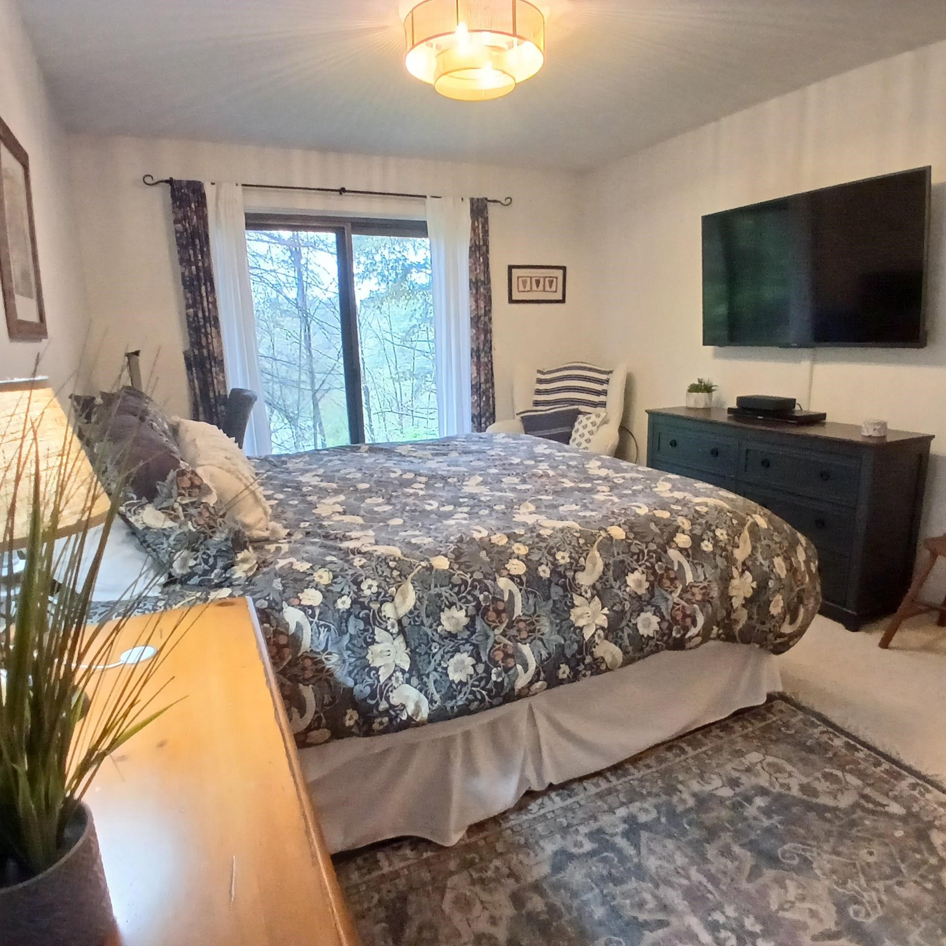253 Old Quechee Road, Unit 5C Hartford, VT 05059 - Photo 18 of 27